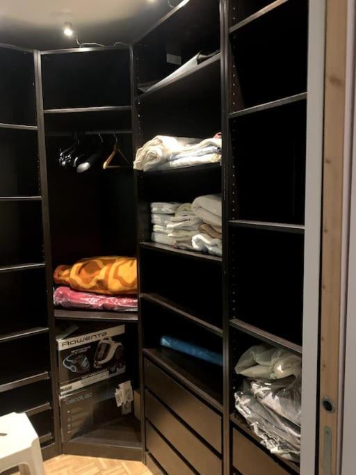 Appartement Chic, Au Pied Du Metro Ligne 14 Вилжуиф Екстериор снимка